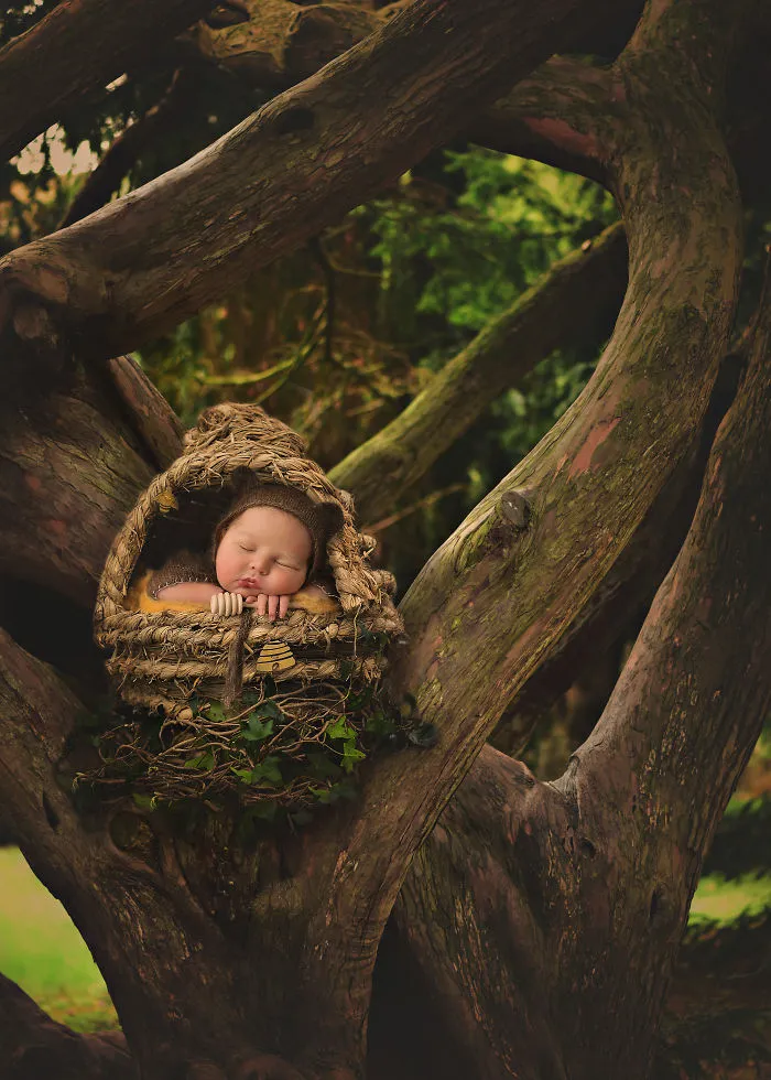 I Create Magical Settings For Newborn Pictures Using Photoshop