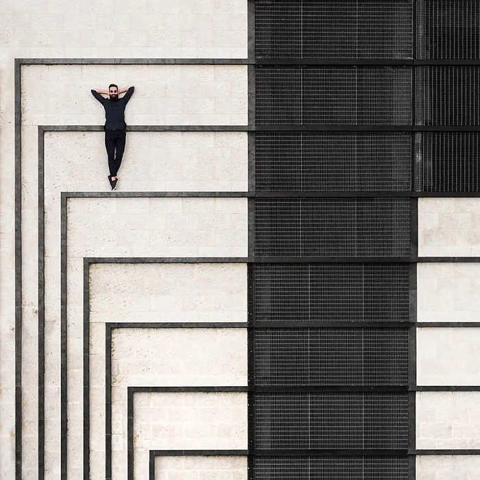Adorable Duo Travels The World To Play With Architecture, And Their Pics Will Give You An Eyegasm