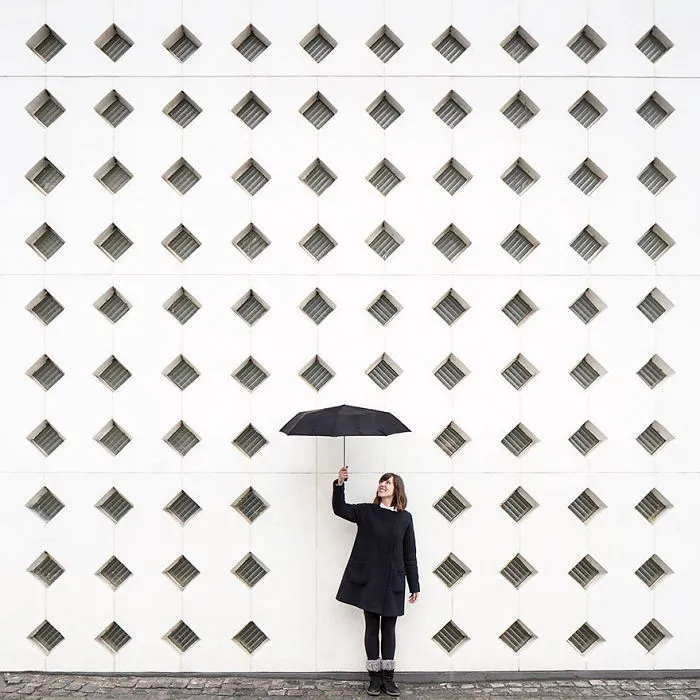 Adorable Duo Travels The World To Play With Architecture, And Their Pics Will Give You An Eyegasm