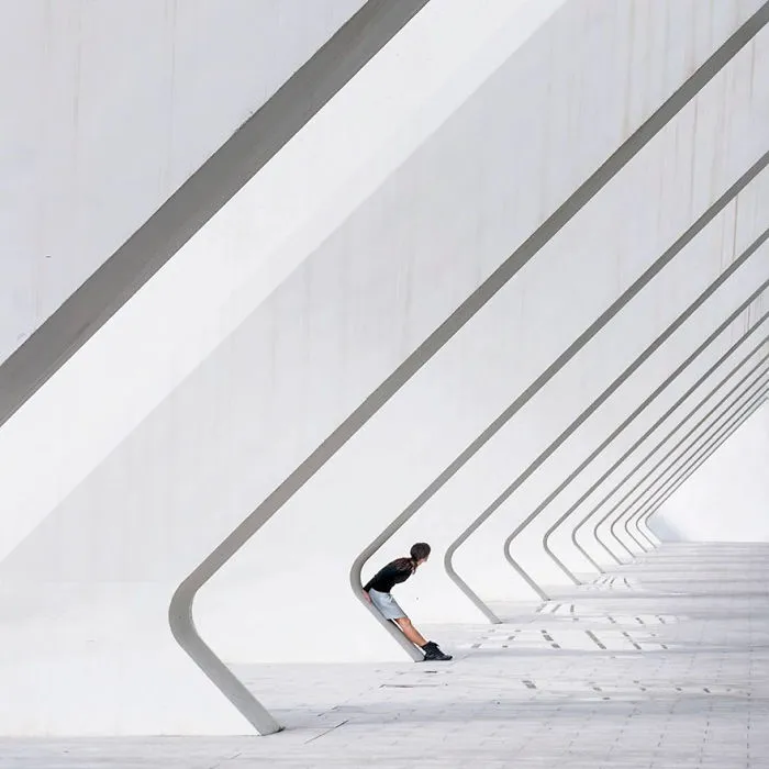 Adorable Duo Travels The World To Play With Architecture, And Their Pics Will Give You An Eyegasm