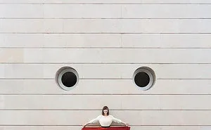 Adorable Duo Travels The World To Play With Architecture, And Their Pics Will Give You An Eyegasm