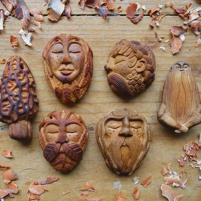 Casi todo el mundo tira el hueso de los aguacates, esta artista los talla en forma de criaturas mágicas