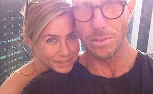 184 Celebrities Without Makeup Prove They Look No Better Than Us