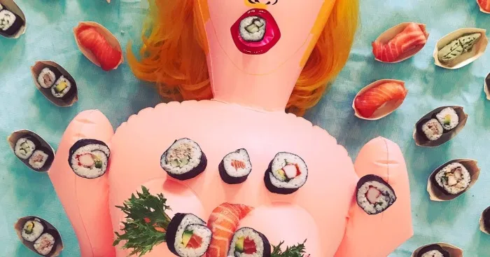 Blow-Up Doll Is Looking For Mr Right And Her  instagram Account Will Make You Lol (10+ Pics)