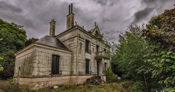 I Found This Abandoned House In French Countryside And Was Surprised With What I Saw Inside