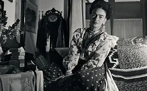 16 Rare Photos Of Frida Kahlo During The Last Years Of Her Life To Celebrate Her 110th Birthday