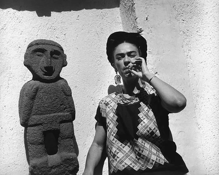 10+ Curiosas fotos de Frida Kahlo durante sus últimos años de vida