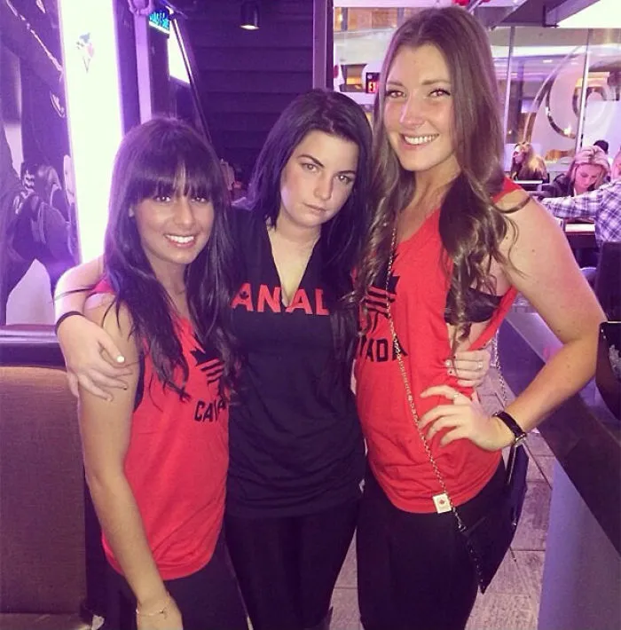 Se supone que la camiseta dice Canadá