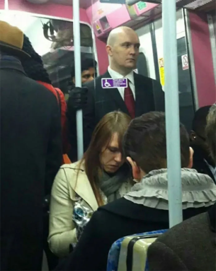 All The Gamers On The Train Are Shitting Their Pants