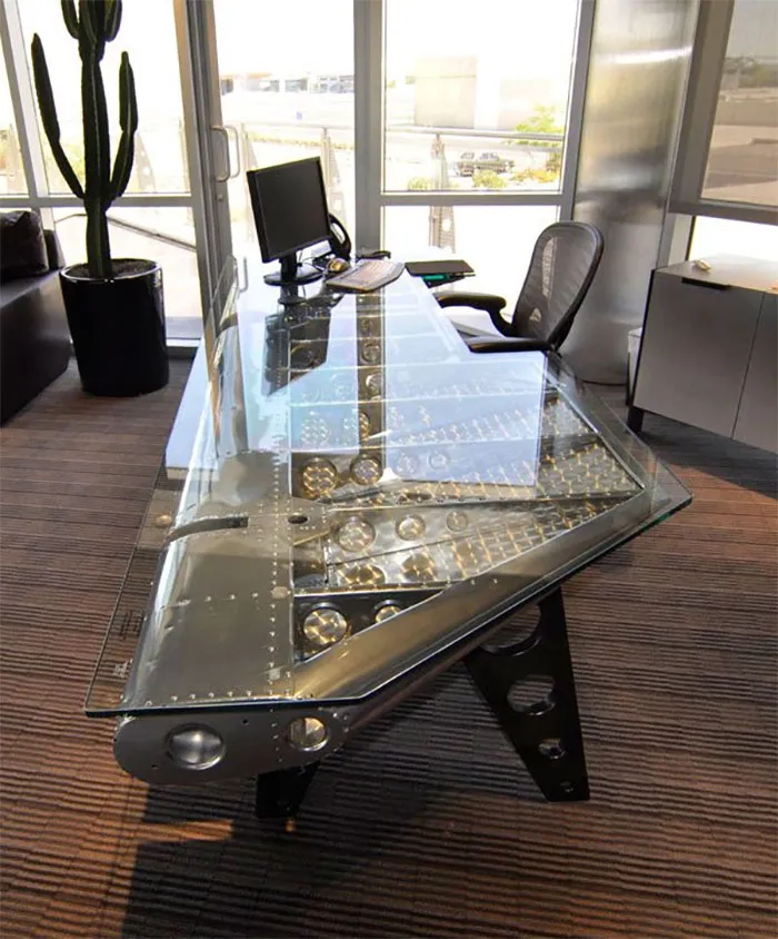 Aircraft Wing Desk