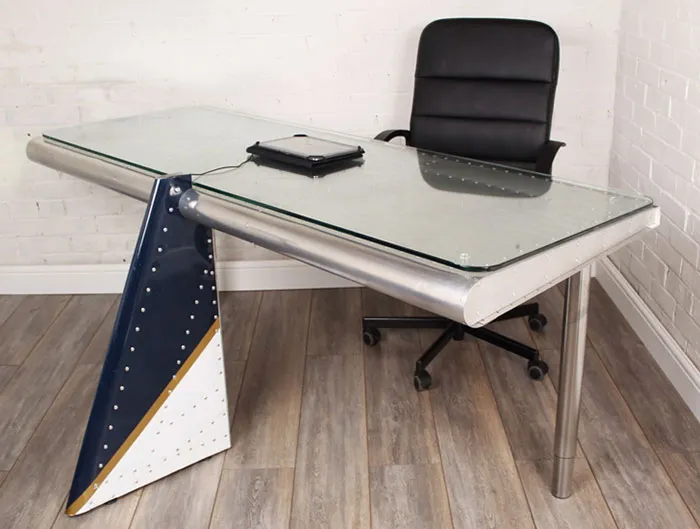 Aeroplane Wing Desk