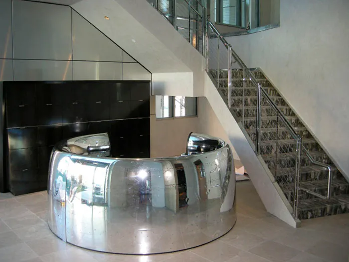 B-747 Cowling Reception Desk