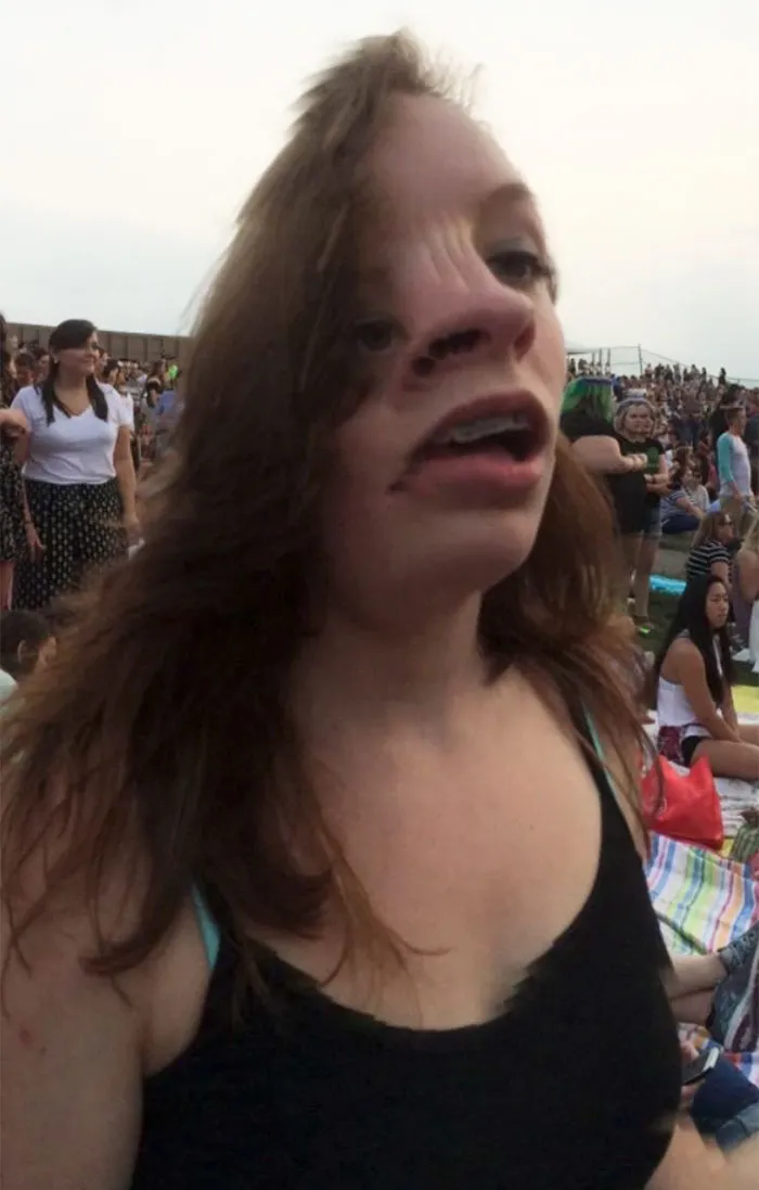 I Accidentally Moved While My Mom Was Taking A Panorama