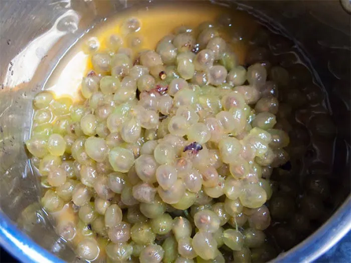 It's The Middle Of The Night But I Cannot Stop Thinking About Peeled Grapes And How Evil And Cursed The Entire Concept Of Peeling A Grape Is