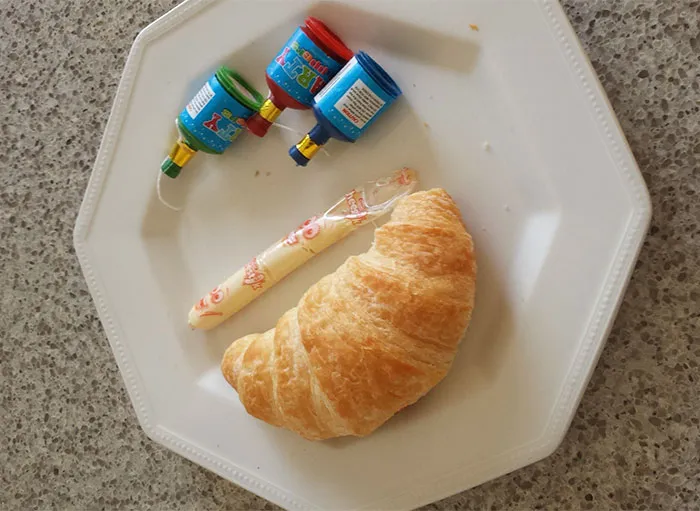 Desayuno en la cama preparado por mi hijo de 5 años