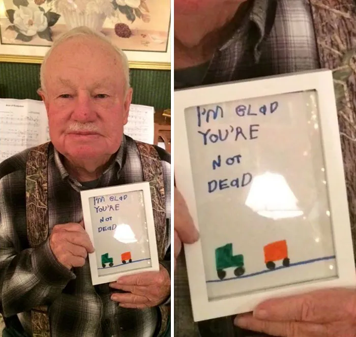 Regalo al abuelo: "Me alegro de que no estés muerto"