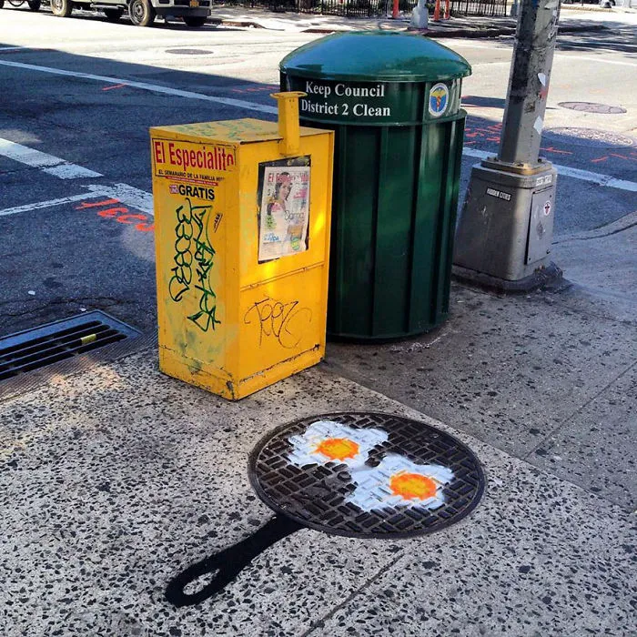 Hay un artista callejero genial suelto por Nueva York, esperamos que no le pillen