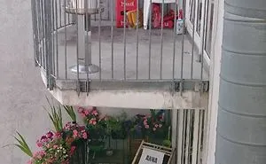 50 Neighbours Who Made The Neighbourhood More Interesting
