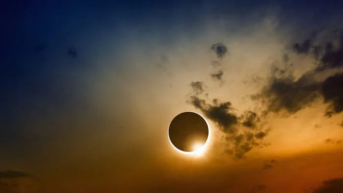 Más eclipse
