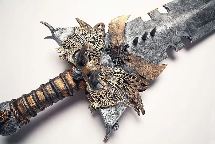 Breathtaking Cosplay: Ice And Fire Gears By Evgeny Freeone