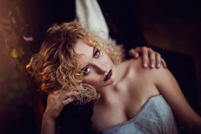 Dreamy Romeo And Juliet Inspired Photo Shoot