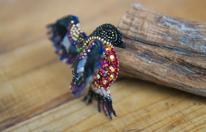 Fabulous Sparkling Brooches That Lend You Wings