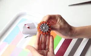 Beaded Sunny Brooch Diy
