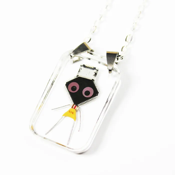I Turned Electronic Components Into Tiny And Biggie Robots