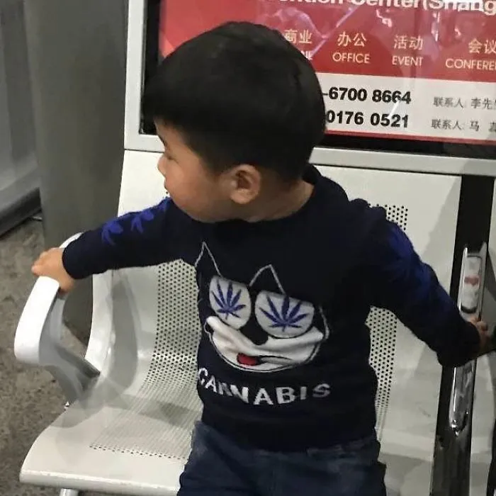 Living in China I See The Most Ridiculous Things Like These People Who Have No Idea What They're Wearing