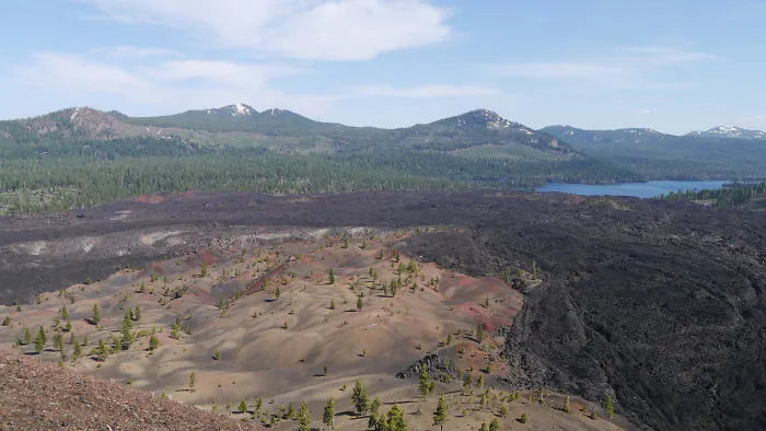 55 Photos Of Lassen Volcanic National Park That Look Like They're Taken At Another Planet