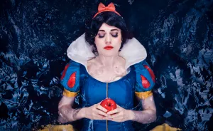 I Brought Disney Princesses To Life By Photographing My Friends In The Water