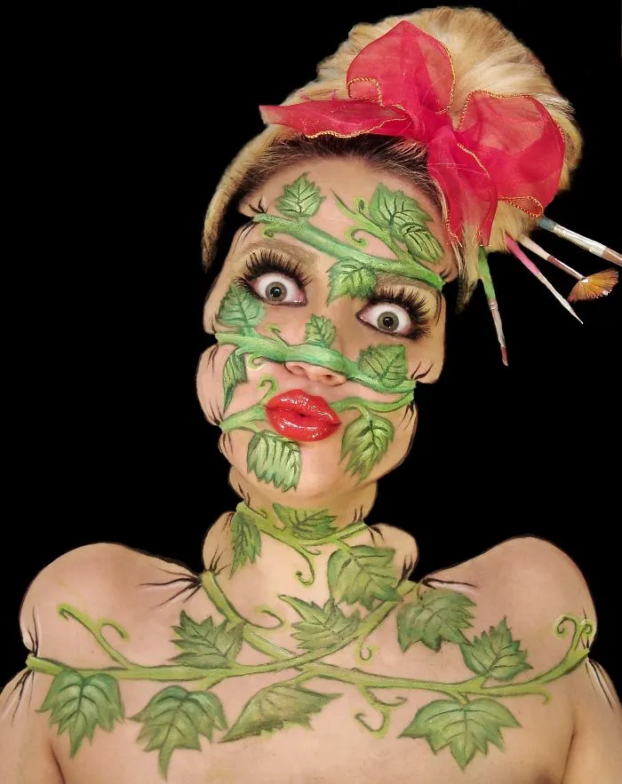 I Spend Up To 12 Hours To Create These Twisted Illusions On My Face
