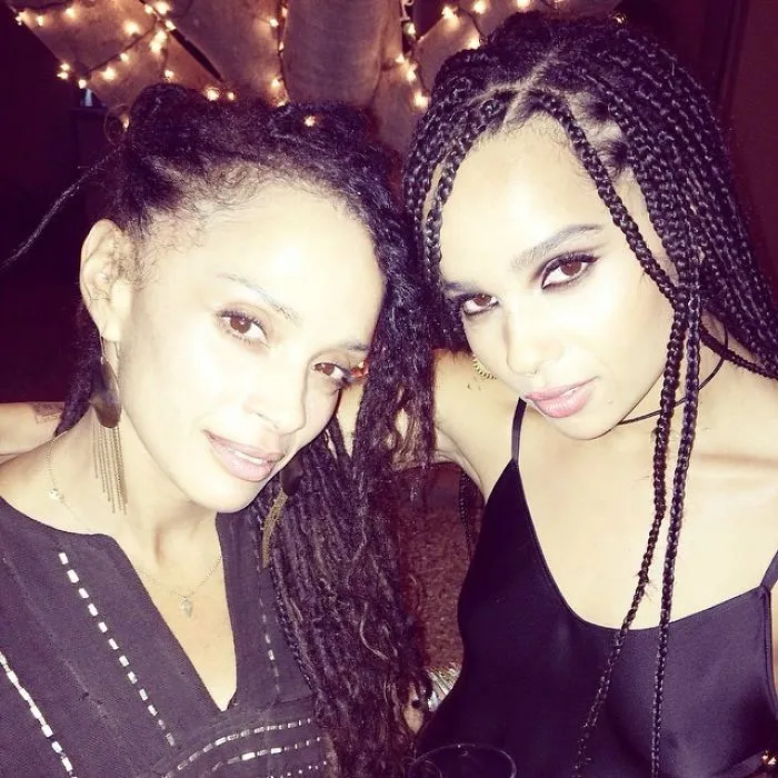 Zoë Kravitz With Her Mom Lisa Bonet (49)