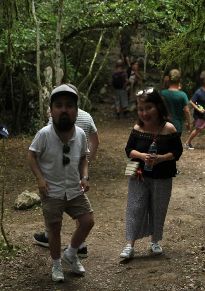 This Guy Was Responsible For Vacation Pics, His Friends Probably Didn’t Expect This…