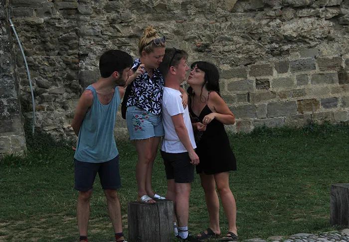 This Guy Was Responsible For Vacation Pics, His Friends Probably Didn’t Expect This…