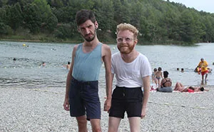 This Guy Was Responsible For Vacation Pics, His Friends Probably Didn’t Expect This…