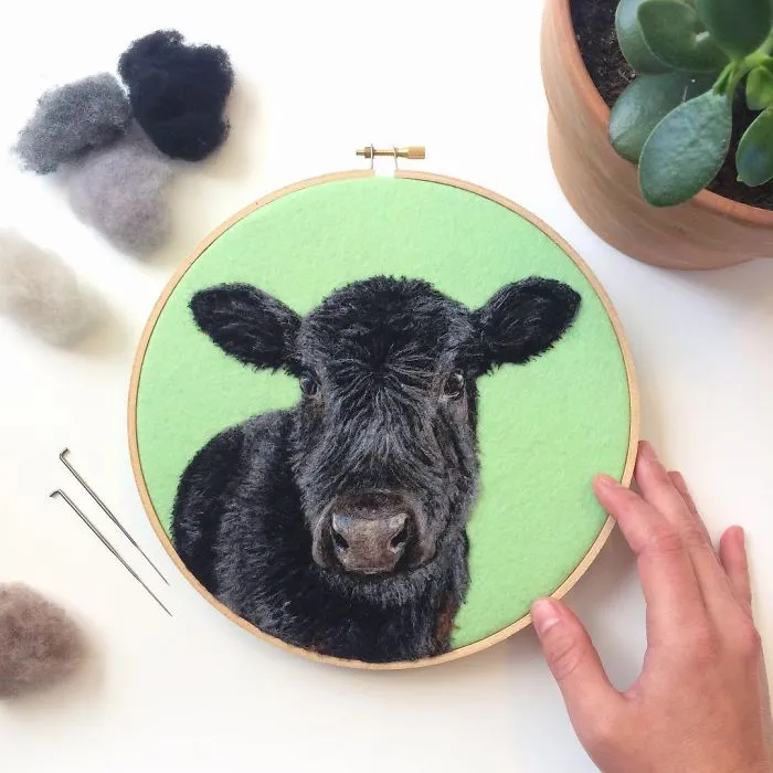 Artist Uses Needle And Wool To "Paint" Realistic Portraits Of Animals