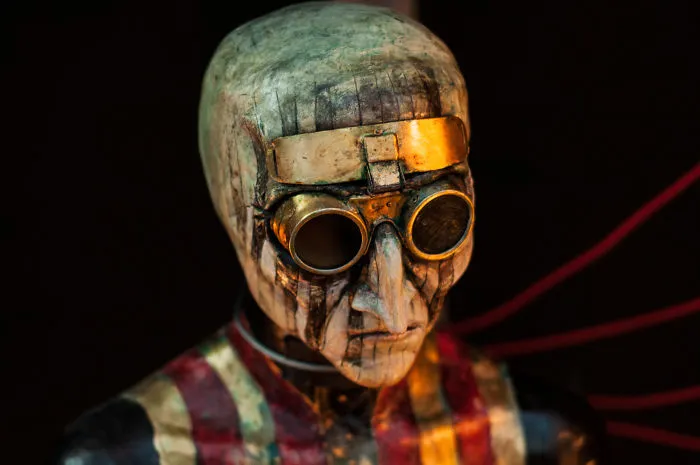 I Made These Surreal Sculptures From Ordinary Objects And Old Mannequins, Covered Them In Paper Mache And This Is The Result!
