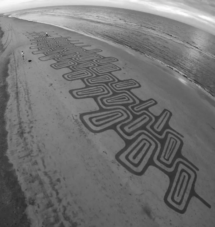 I've Been Drawing On Beaches Since Childhood, And I Still Do