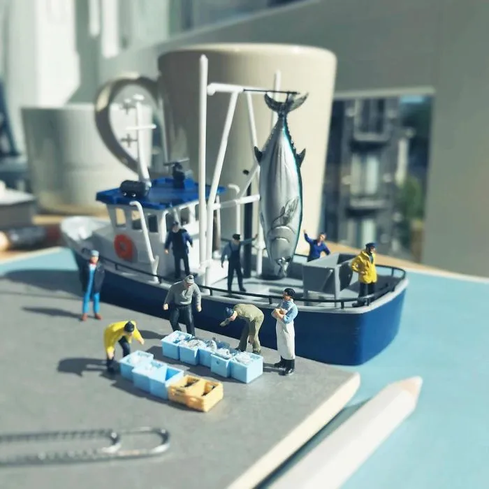 Miniature Office: Guy Turns Work Frustrations Into Miniature Scenes