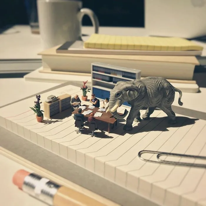 Miniature Office: Guy Turns Work Frustrations Into Miniature Scenes