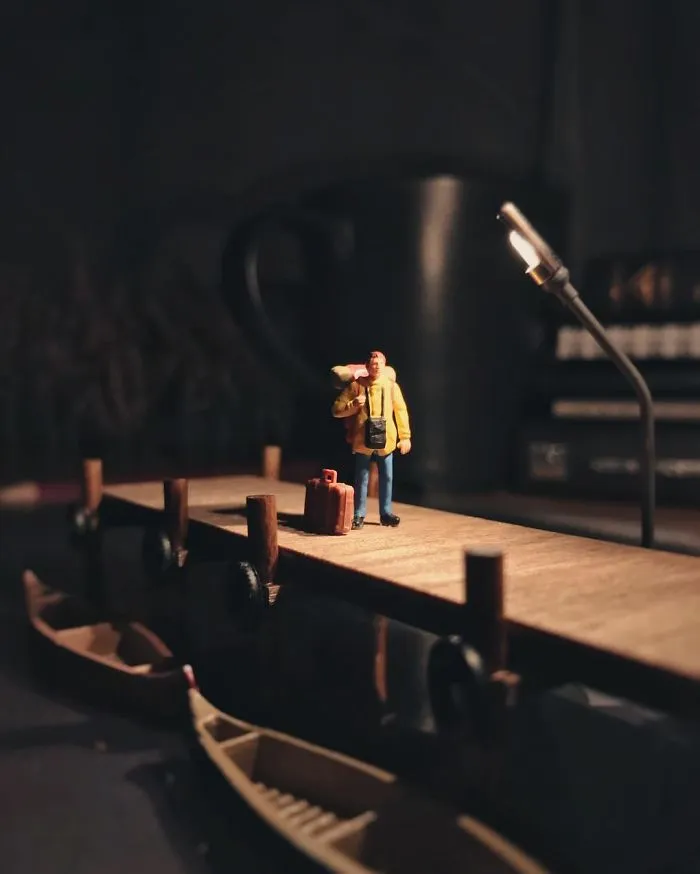 Miniature Office: Guy Turns Work Frustrations Into Miniature Scenes