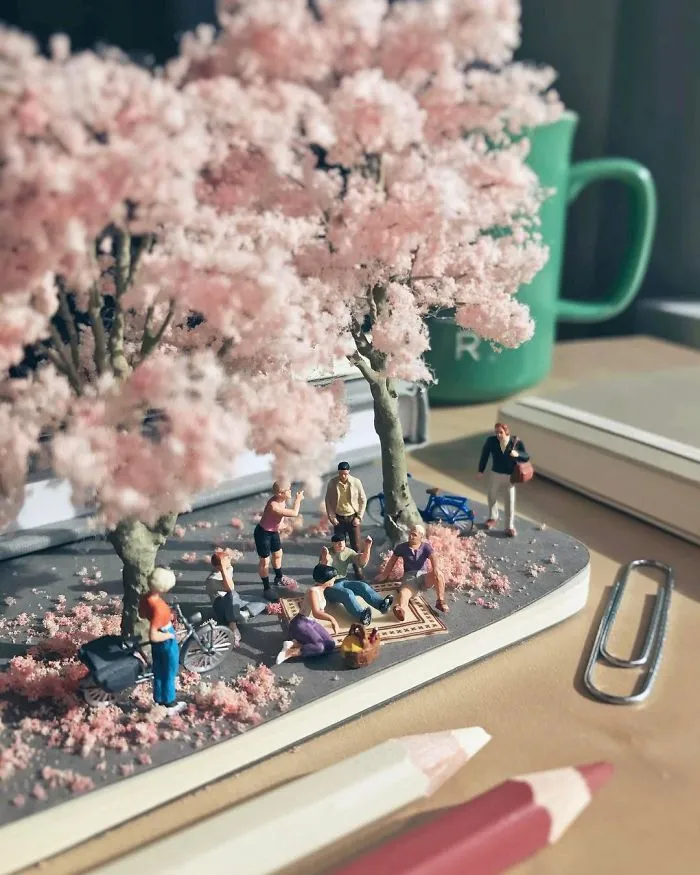 Miniature Office: Guy Turns Work Frustrations Into Miniature Scenes