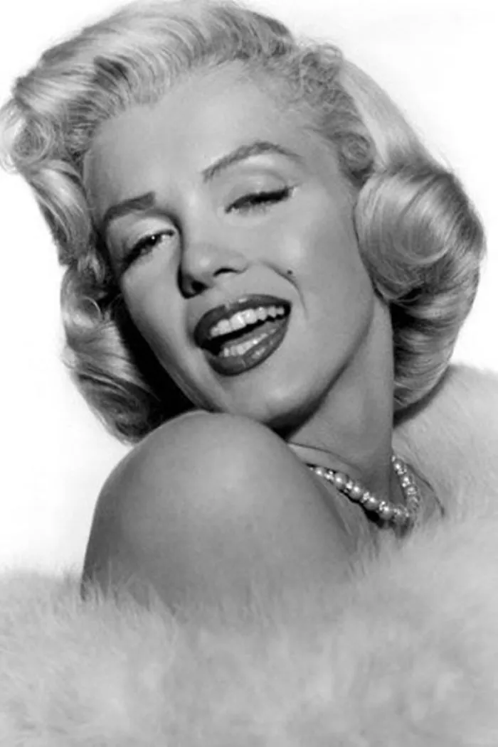The Top 10 Iconic Hair Styles For Thin Hair