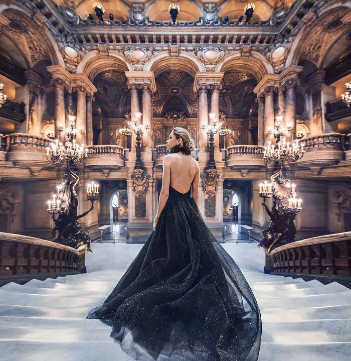 Opera Palais Garnier, París, Francia. Modelo: Vera Brezhneva