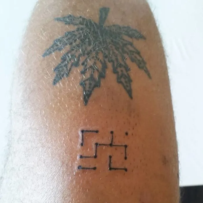 Esta tatuadora brasileña dibuja horriblemente, pero aún así la gente paga para que ella les tatúe