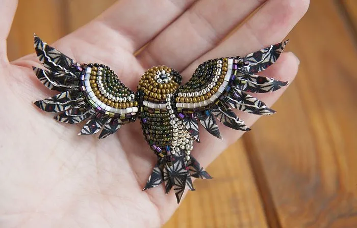 Fabulous Sparkling Brooches That Lend You Wings