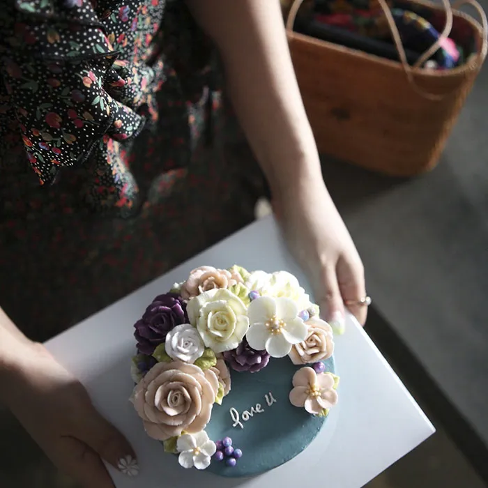 Buttercream Floral Cakes That Look Too Beautiful To Eat