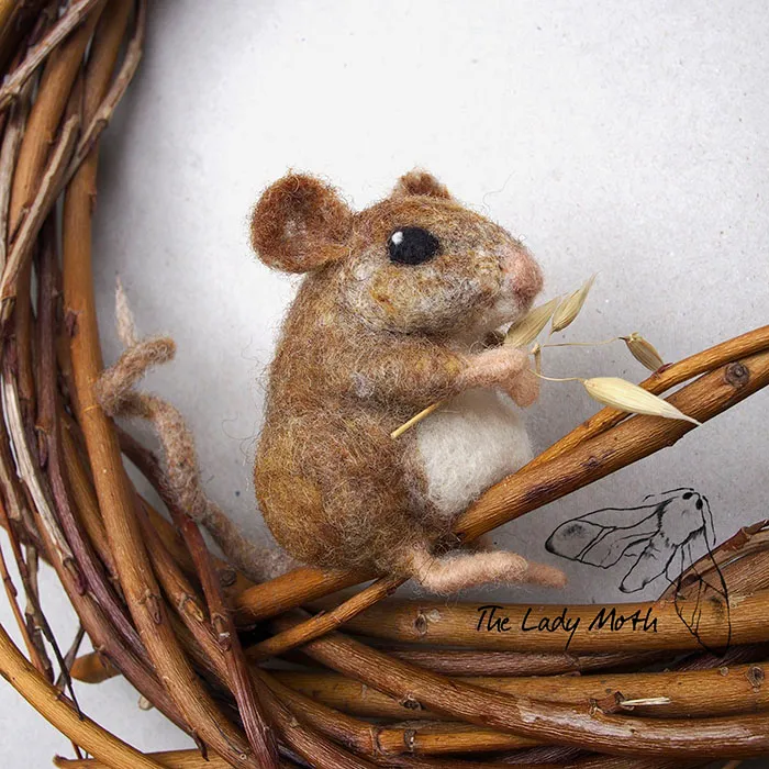 I’m A Self-Taught Artist Who Needle Felts Charming Animals