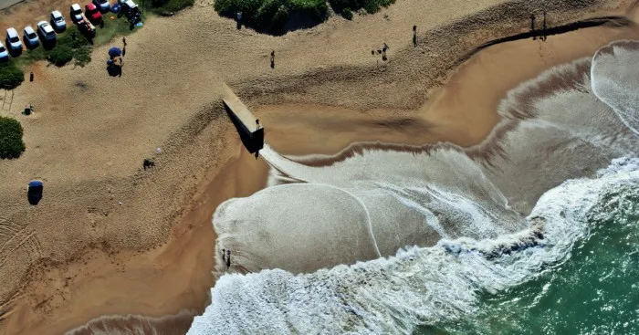 Here What It Looks Like To Fly Around In A 
helicopter By Durban Area In Natal-Zulu, South Africa